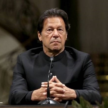 Corona: Imran Khan said - can't lockdown in Pakistan, stay home by yourself